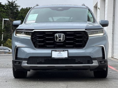 Used 2023 Honda Pilot Elite image 5