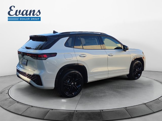 New 2026 Volkswagen Tiguan SE R-Line AWD/4WD image 6