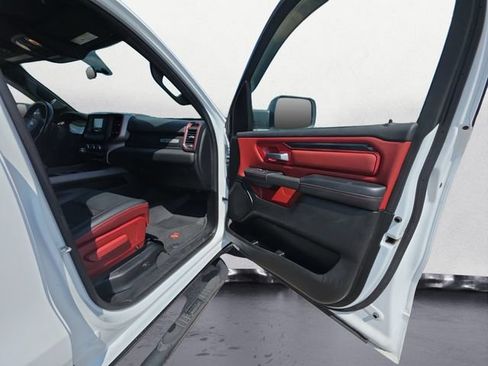 Used 2019 RAM 1500 Rebel AWD/4WD image 17