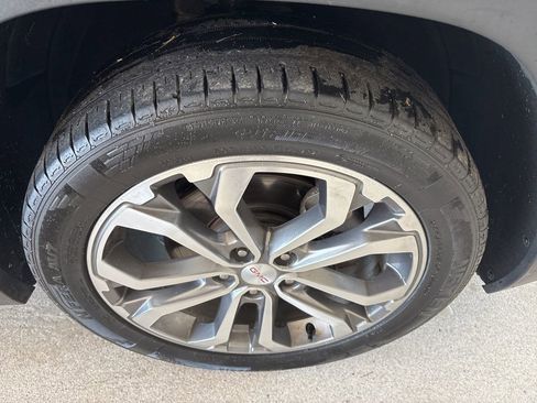 Used 2020 GMC Terrain SLT w/ Preferred Package AWD/4WD image 31