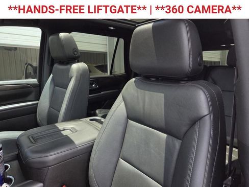 Used 2022 Chevrolet Tahoe Z71 w/ Z71 Off-Road Package AWD/4WD image 11