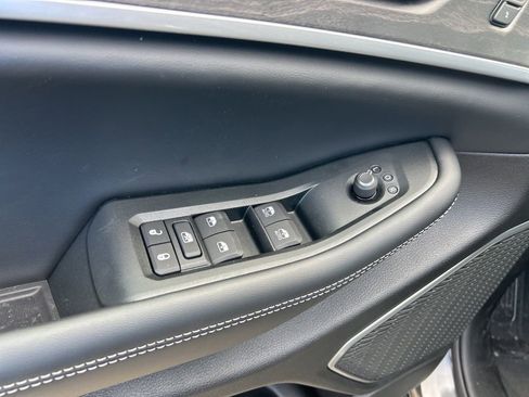 New 2026 Jeep Grand Cherokee Limited RWD image 35