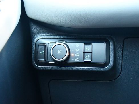 Used 2026 Ford Explorer Active w/ Active Comfort Package image 30