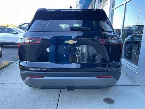 New 2026 Chevrolet Equinox LT w/ Convenience Package II image 5