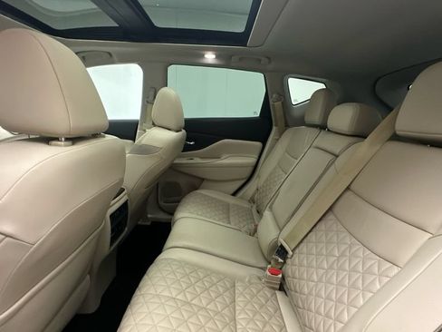 Certified 2019 Nissan Murano Platinum w/ Cargo Package AWD/4WD image 10