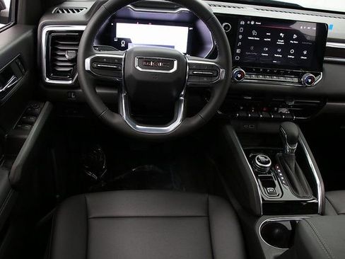 New 2026 GMC Canyon Elevation w/ Convenience Package image 16