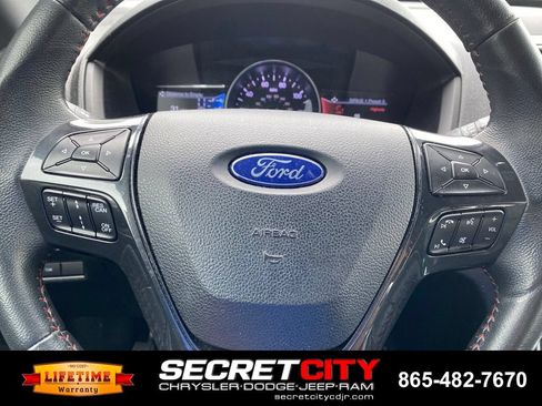 Used 2019 Ford Explorer Sport w/ Equipment Group 401A AWD/4WD image 17