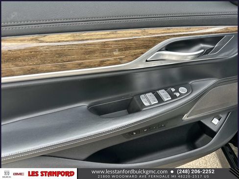 Used 2019 BMW 750i xDrive w/ M Sport Package AWD/4WD image 16
