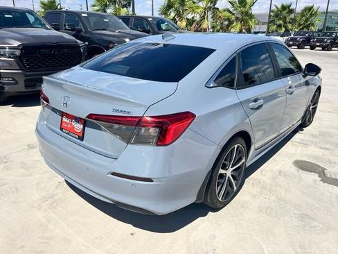 Used 2024 Honda Civic Touring image 6