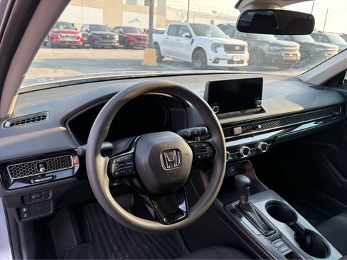 Used 2023 Honda Civic LX image 11