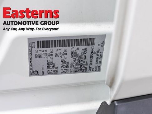 Used 2023 Nissan Rogue S AWD/4WD image 35