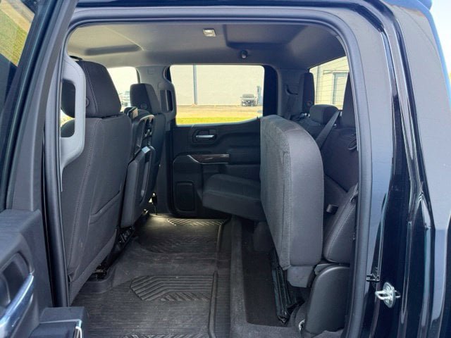 Certified 2022 Chevrolet Silverado 1500 RST w/ LPO, Blackout Package AWD/4WD image 31
