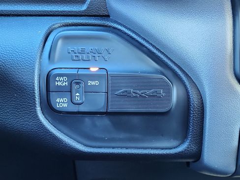 Used 2024 RAM 2500 Big Horn image 26