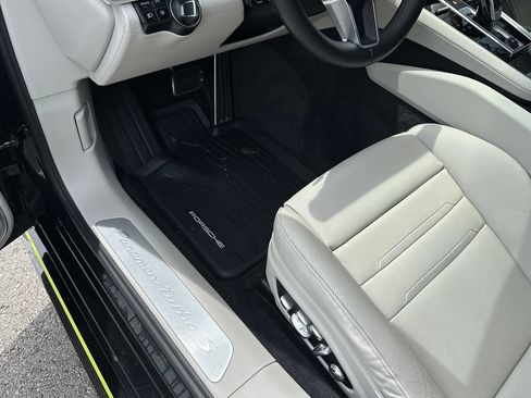 Used 2018 Porsche Panamera Turbo S AWD/4WD image 24