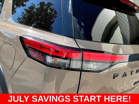 Used 2023 Nissan Pathfinder Rock Creek AWD/4WD image 29