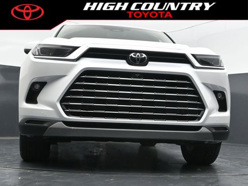 New 2026 Toyota Grand Highlander FWD image 43