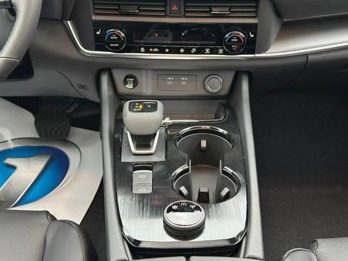 New 2026 Nissan Rogue SV image 9