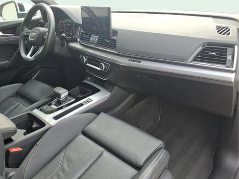 Used 2025 Audi Q5 2.0T Premium AWD/4WD image 24