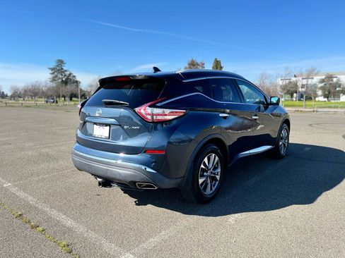 Used 2018 Nissan Murano SL w/ Moonroof Package image 5