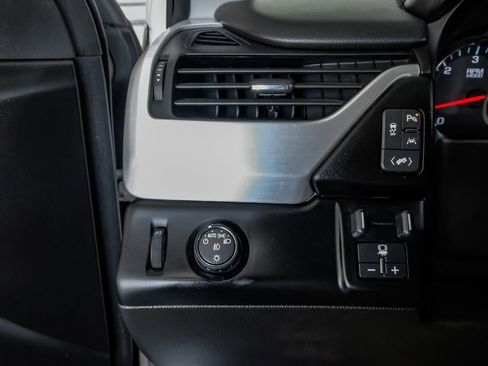 Used 2019 GMC Yukon SLT w/ Open Road Package image 28