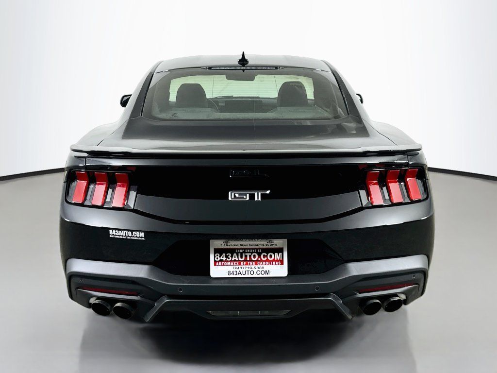 Used 2024 Ford Mustang GT RWD image 6