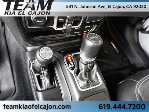Used 2023 Jeep Wrangler Unlimited Sahara AWD/4WD image 32