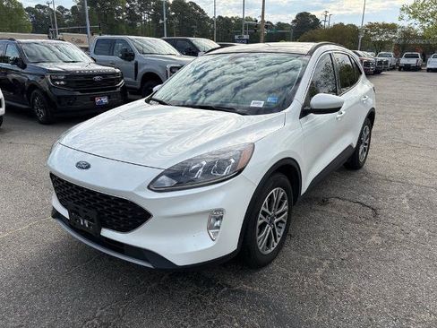 Certified 2022 Ford Escape SEL FWD image 1