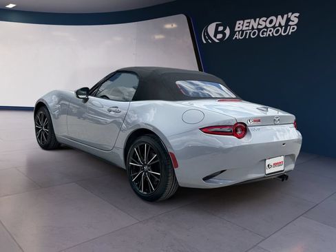 New 2026 MAZDA MX-5 Miata Grand Touring RWD image 3