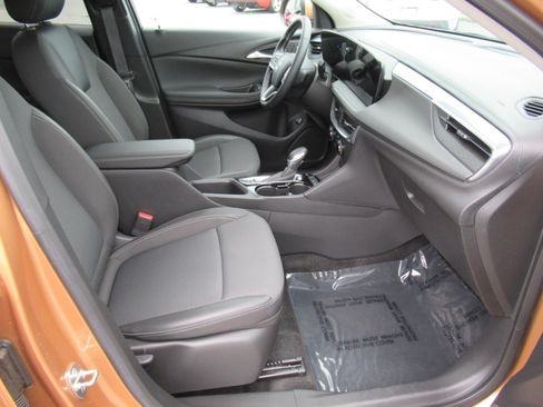 Used 2024 Buick Encore GX Preferred FWD image 10