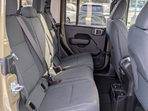 New 2026 Jeep Gladiator Sport image 23