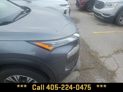 Used 2023 Nissan Rogue SV FWD image 28