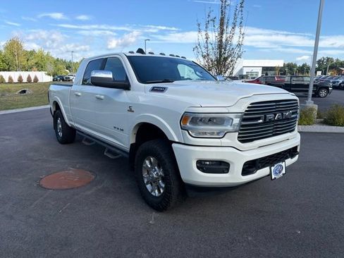 Used 2020 RAM 3500 Laramie AWD/4WD image 3