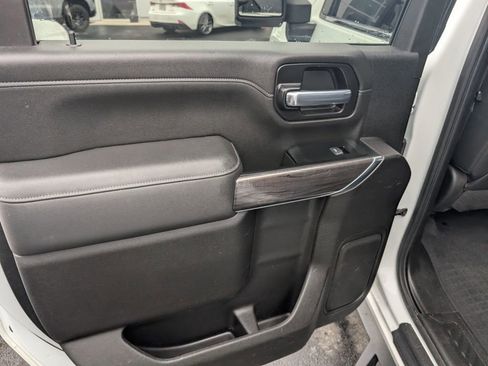 Used 2021 Chevrolet Silverado 2500 LTZ w/ LTZ Plus Package image 10