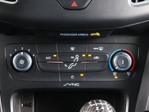 Used 2018 Ford Focus ST image 24