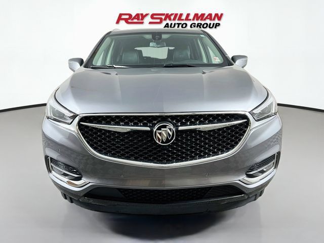 Used 2019 Buick Enclave Avenir w/ Avenir Technology Package AWD/4WD image 2