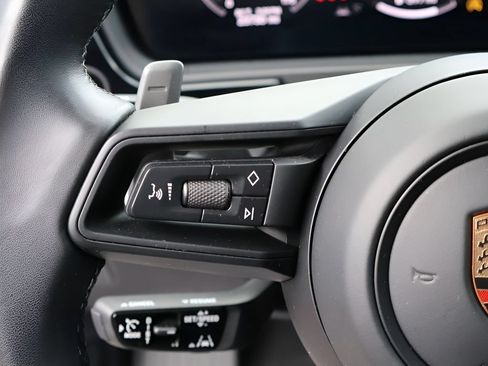 Certified 2024 Porsche Cayenne AWD/4WD image 29