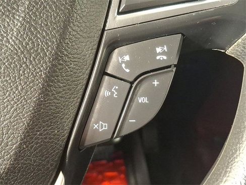 Used 2020 Ford Fusion SE image 27