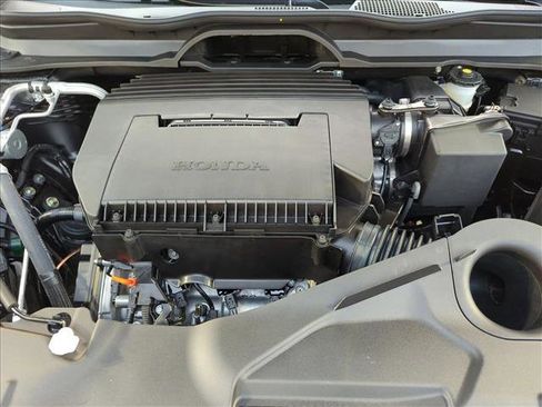 New 2026 Honda Pilot image 16