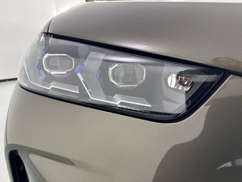 Certified 2024 BMW X5 xDrive40i w/ Premium Package image 9