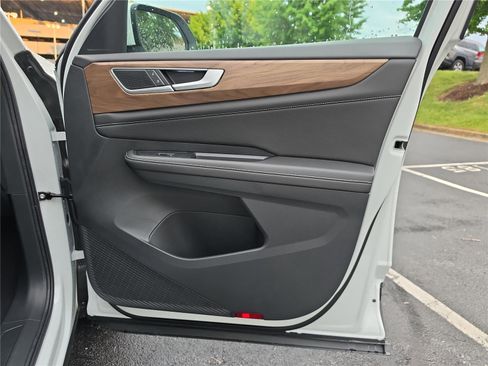 New 2026 Volkswagen Atlas SE AWD/4WD image 25