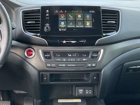 Used 2023 Honda Passport TrailSport image 16