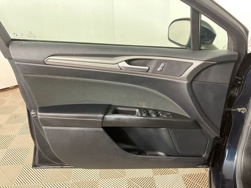 Certified 2020 Ford Fusion SE image 15