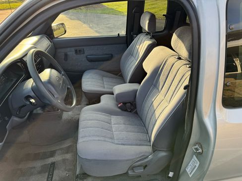Used 2000 Toyota Tacoma 2WD Xtracab image 20