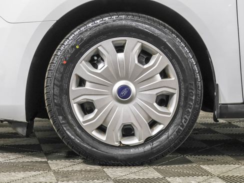 Used 2022 Ford Transit Connect XLT image 20