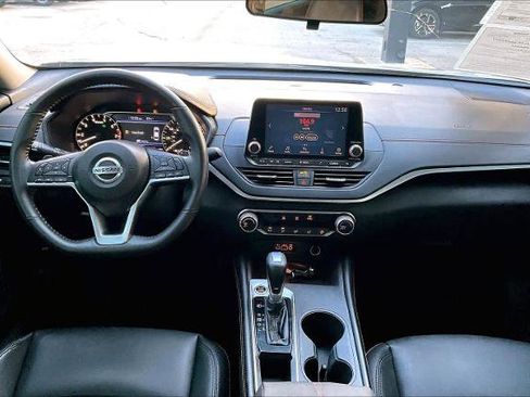 Certified 2022 Nissan Altima 2.5 SR image 15