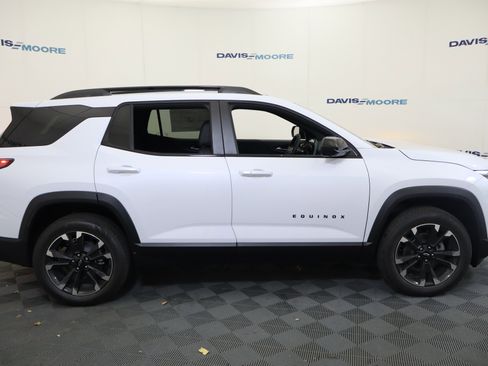 New 2026 Chevrolet Equinox RS image 4