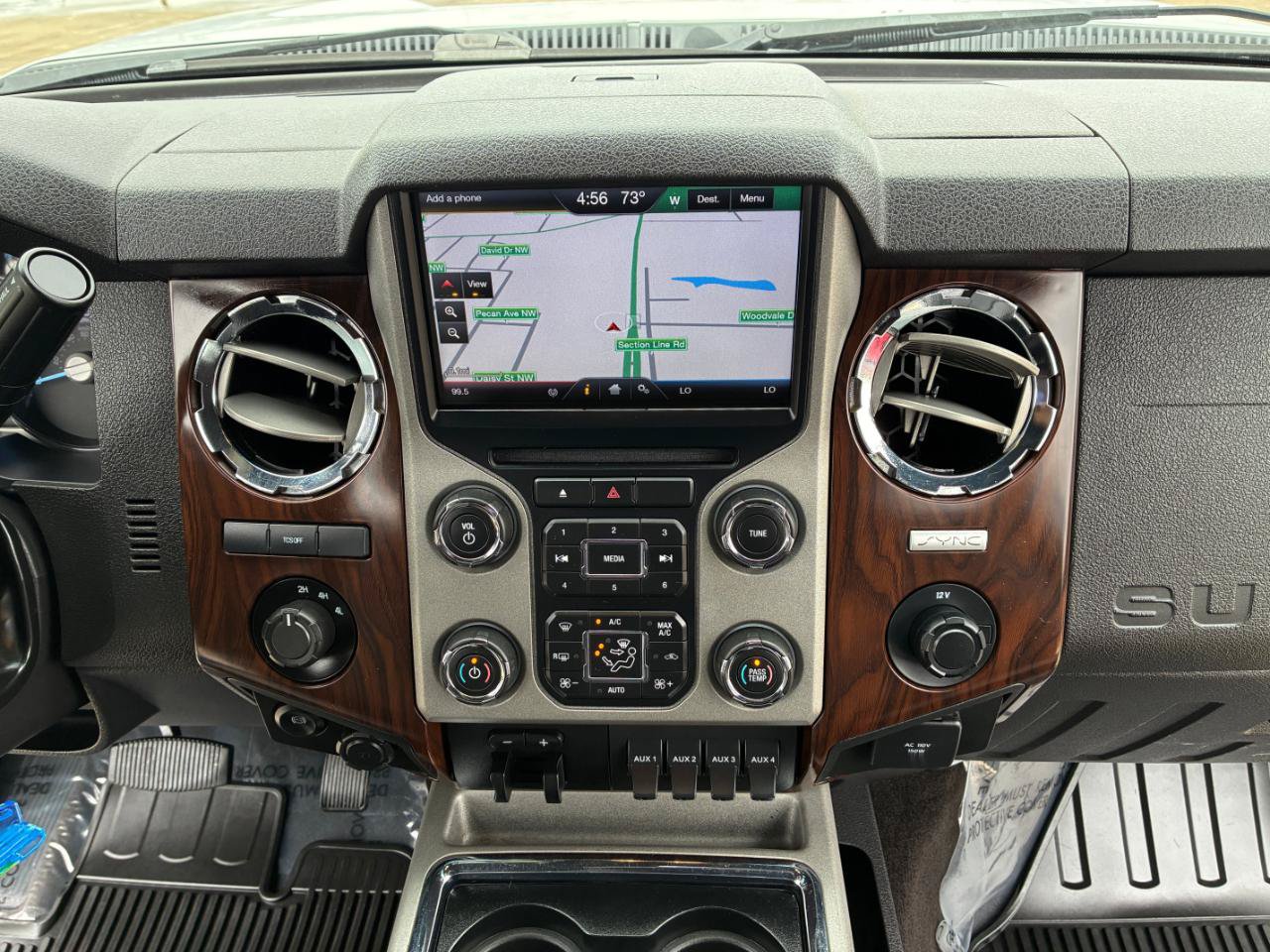 Used 2016 Ford F350 Lariat w/ Lariat Interior Package AWD/4WD image 22
