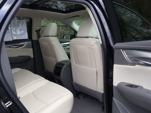 Used 2023 Cadillac XT5 Premium Luxury AWD/4WD image 51