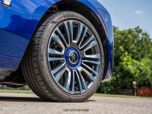 Used 2023 Rolls-Royce Ghost w/ Ghost Package image 85