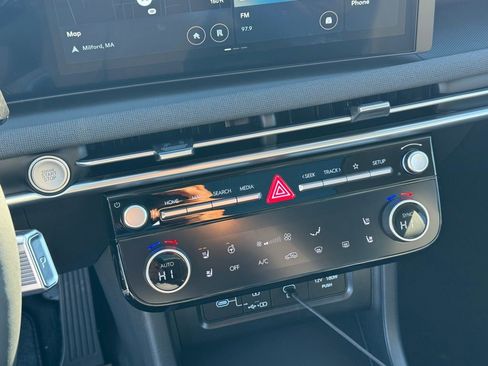 New 2026 Hyundai Tucson Limited AWD/4WD image 24